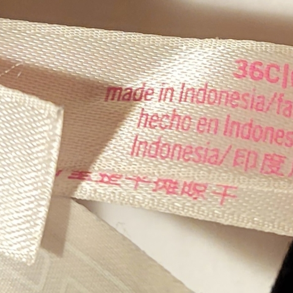 Victorias Bra - Picture 3 of 3